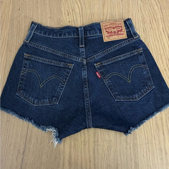LEVI'S WOMEN'S ORIGINAL 501 HIGH RISE DARK BLUE JEAN SHORT 23 - Picture 5 of 16
